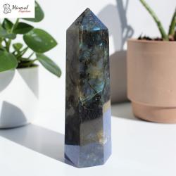 Labradoritová špička 648 g