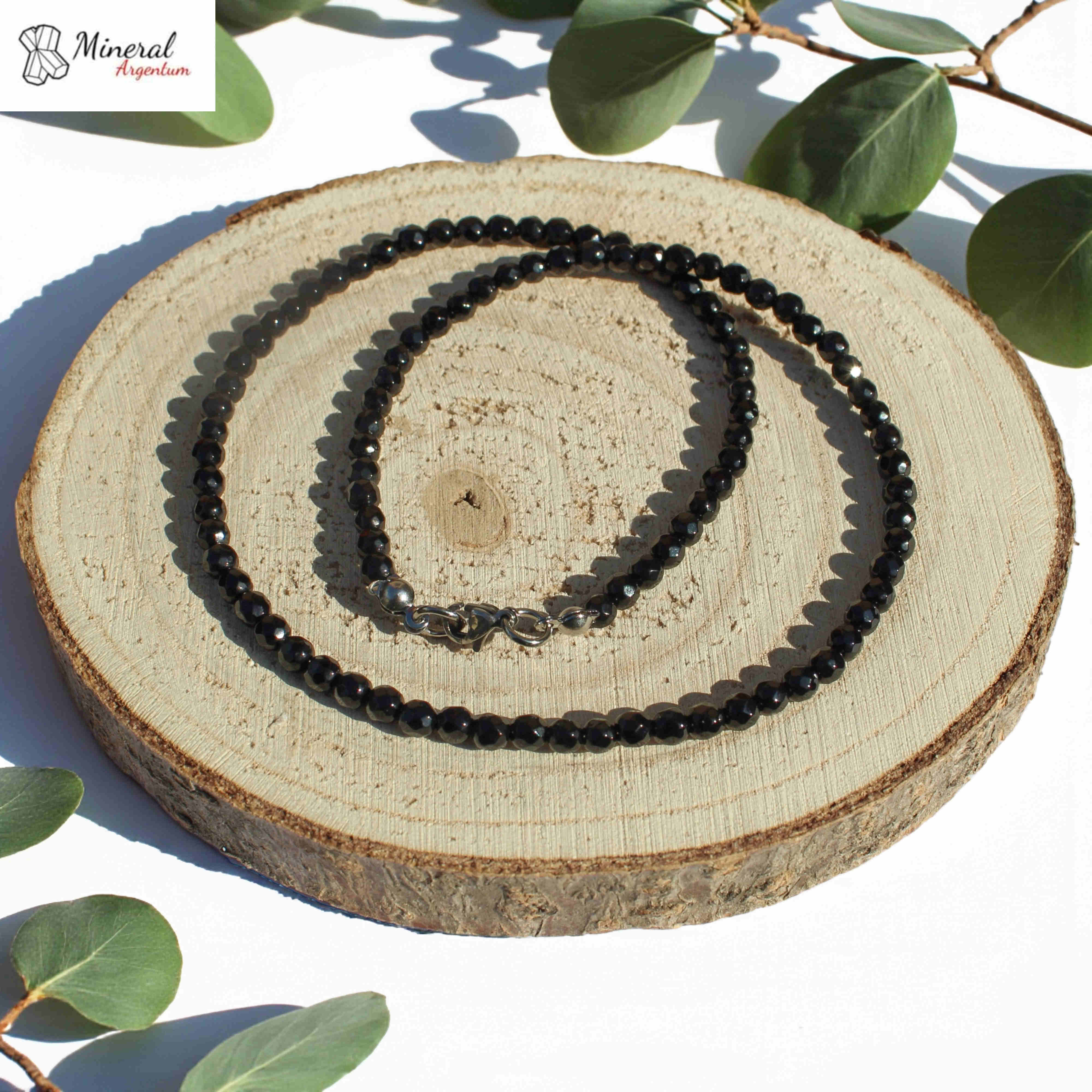 Fazetovaný náhrdelník z Onyxu