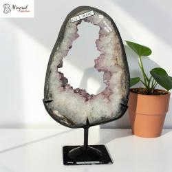 Ametyst na kovovém stojánku 6,75 kg