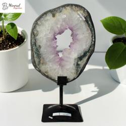 Ametyst na kovovém stojánku 4,05 kg