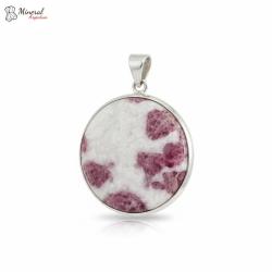 Přívěsek ze stříbra a Rubínu