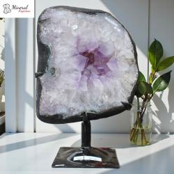 Ametyst na kovovém stojánku 10,45 kg